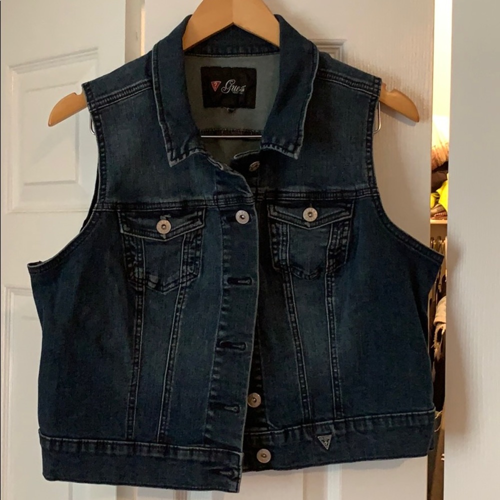 Guess sleeveless denim jacket
